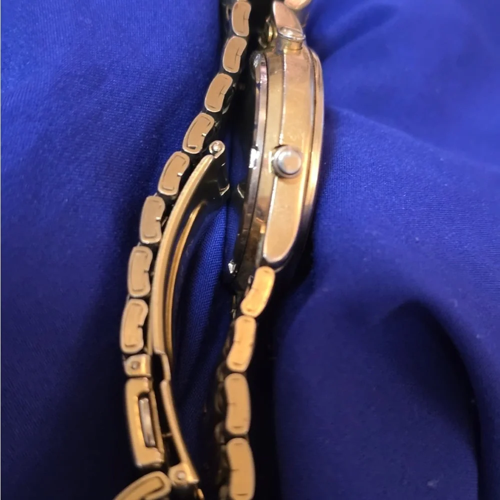 Seiko World Time Gold Tone Mens Watch For Parts Or Repair 7T52-6A29